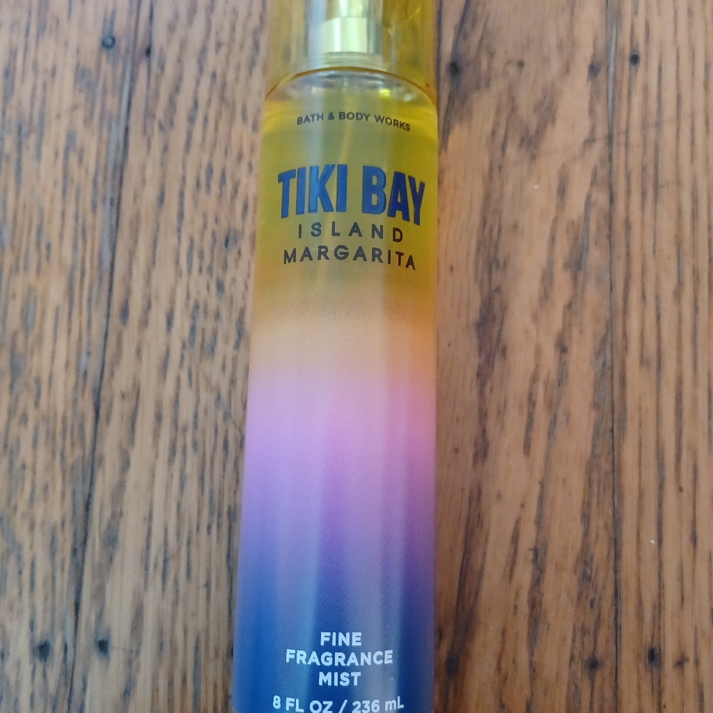 BATH AND BODY WORKS